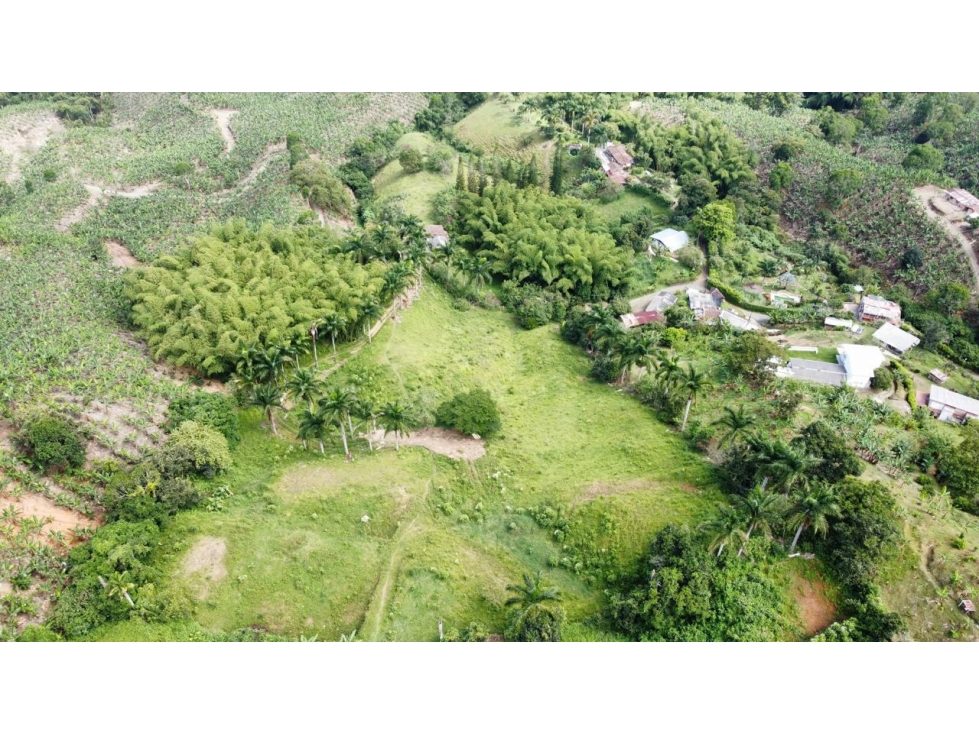 Estupendo lote para la venta por Combia via a Marsella — foto 6