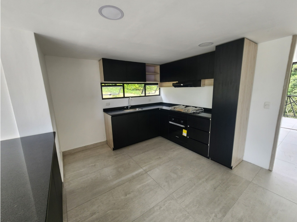 Se vende casa de lujo en parcelación cerca a Pereira — foto 6
