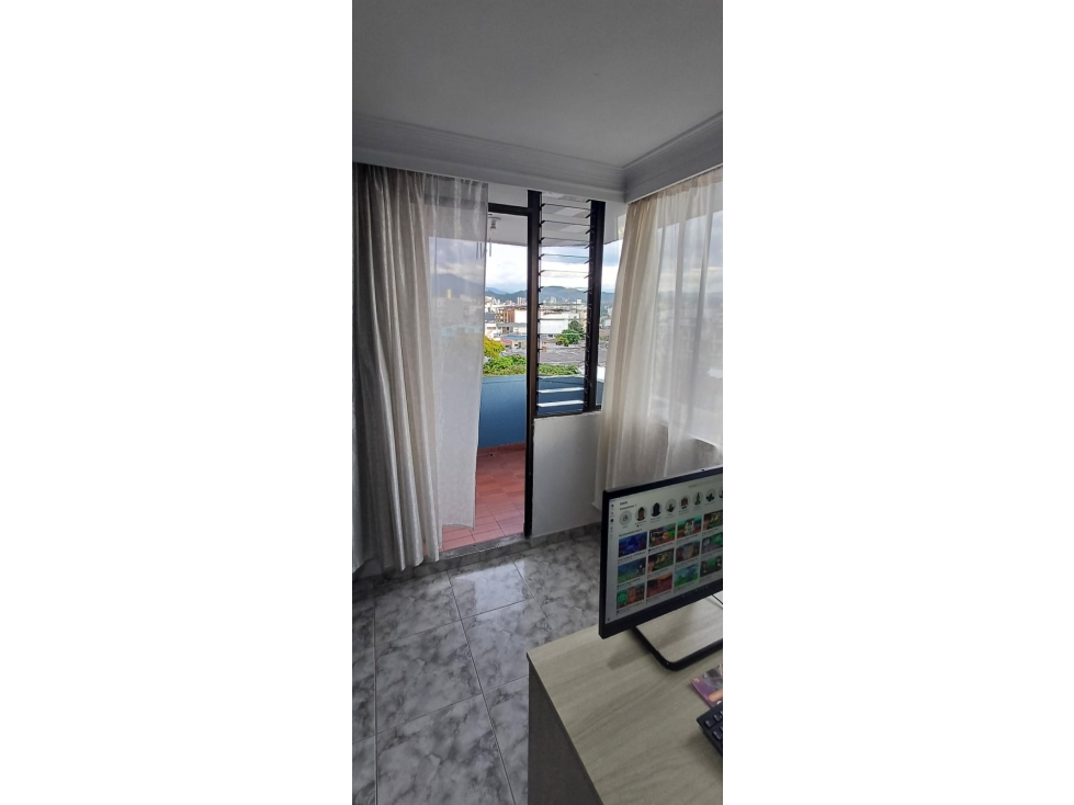 Se vende apartamento en Pereira centro con ascensor y parqueadero — foto 6