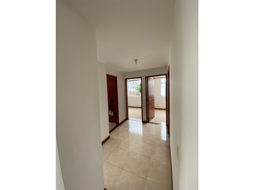 SE VENDE ESPECTACULAR APARTAMENTO CERCA A LA 30 DE AGOSTO — foto 4