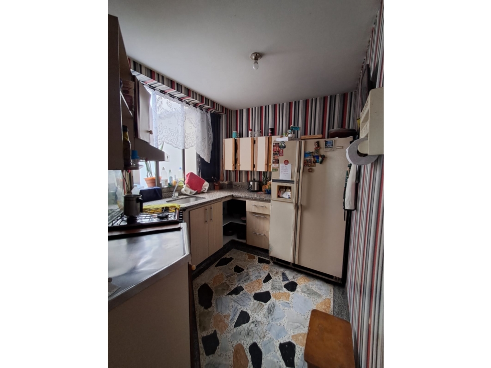 SE VENDE CASA CON LOCAL Y APARTAMENTOS INDEPENDIENTES CUBA — foto 6