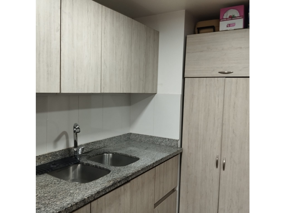 SE VENDE HERMOSO APARTAMENTO EN LOS ALAMOS CON VISTA A LA RESERVA — foto 6