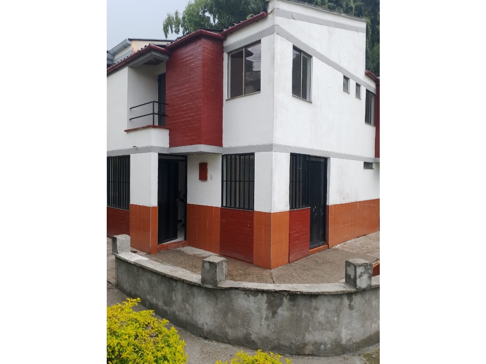 SE VENDE CASA EN CONJUNTO CERRADO DUPLEX DOSQUEBRADAS