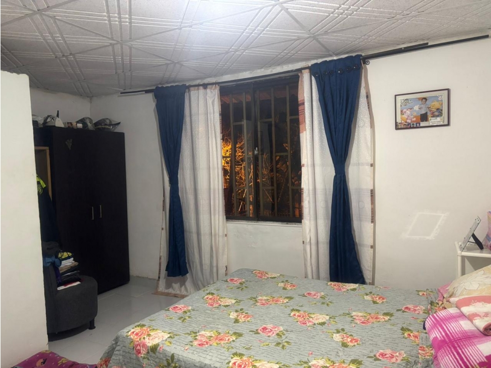 Se vende casa esquinera con apartaestudio en Pereira — foto 6