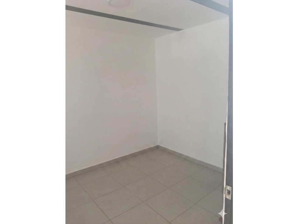 Se vende casa de 3 pisos en Mirador de Bella Sardi — foto 5