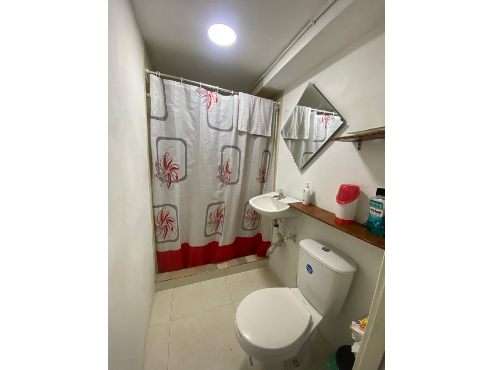 SE VENDE CASA EN CUBA SOBRE VIA PRINCIPAL CON LOCAL Y VIVIENDA — foto 6