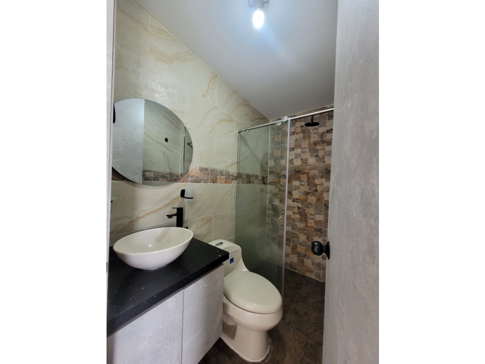 SE VENDE APARTAMENTO CONDINA SECTOR QUE NO TUBO AFECTACION TERREMOTO — foto 6
