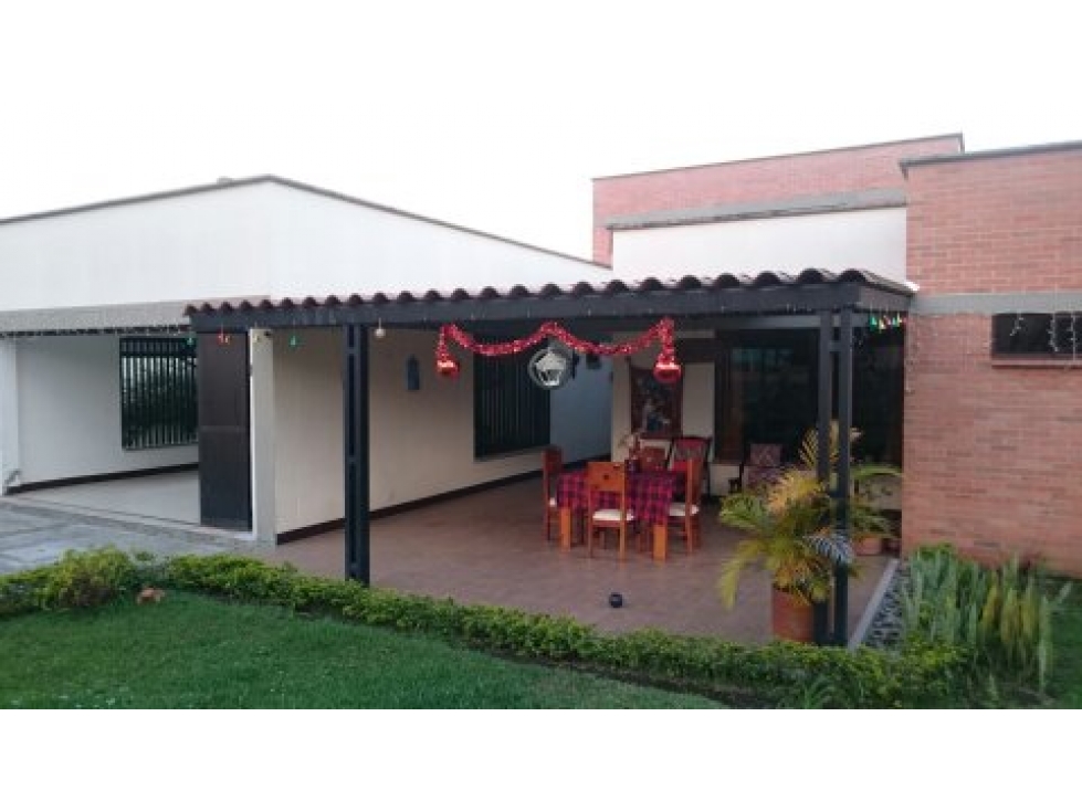 SE VENDE CASA CAMPESTRE EN CONDOMINIO