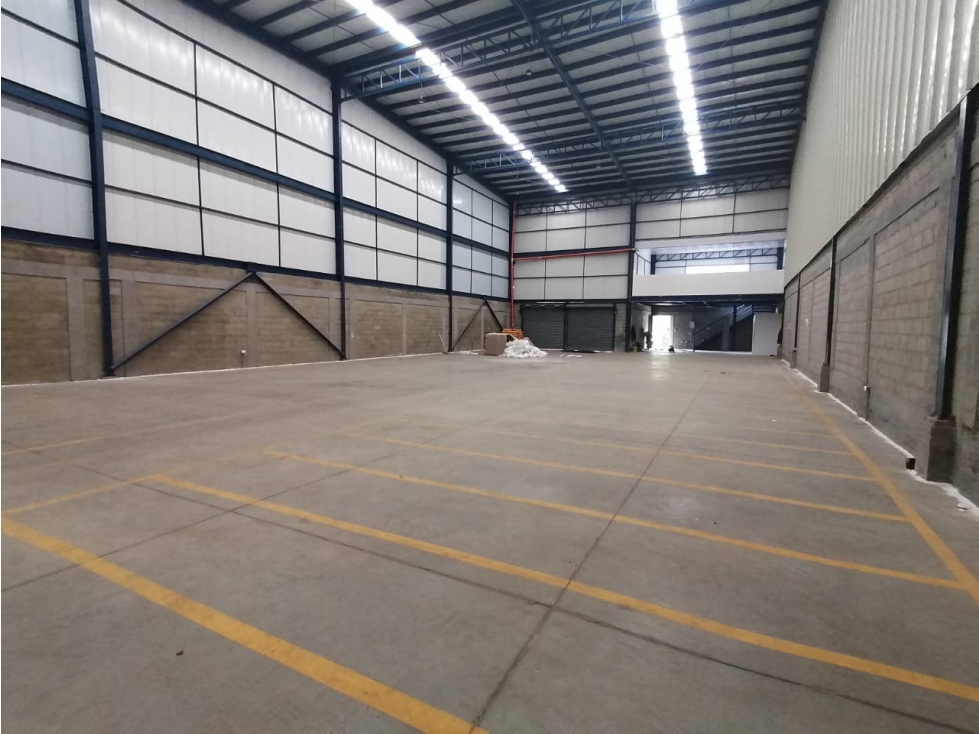 Se vende Bodega dentro de condominio Industrial. Vía Condina - 6