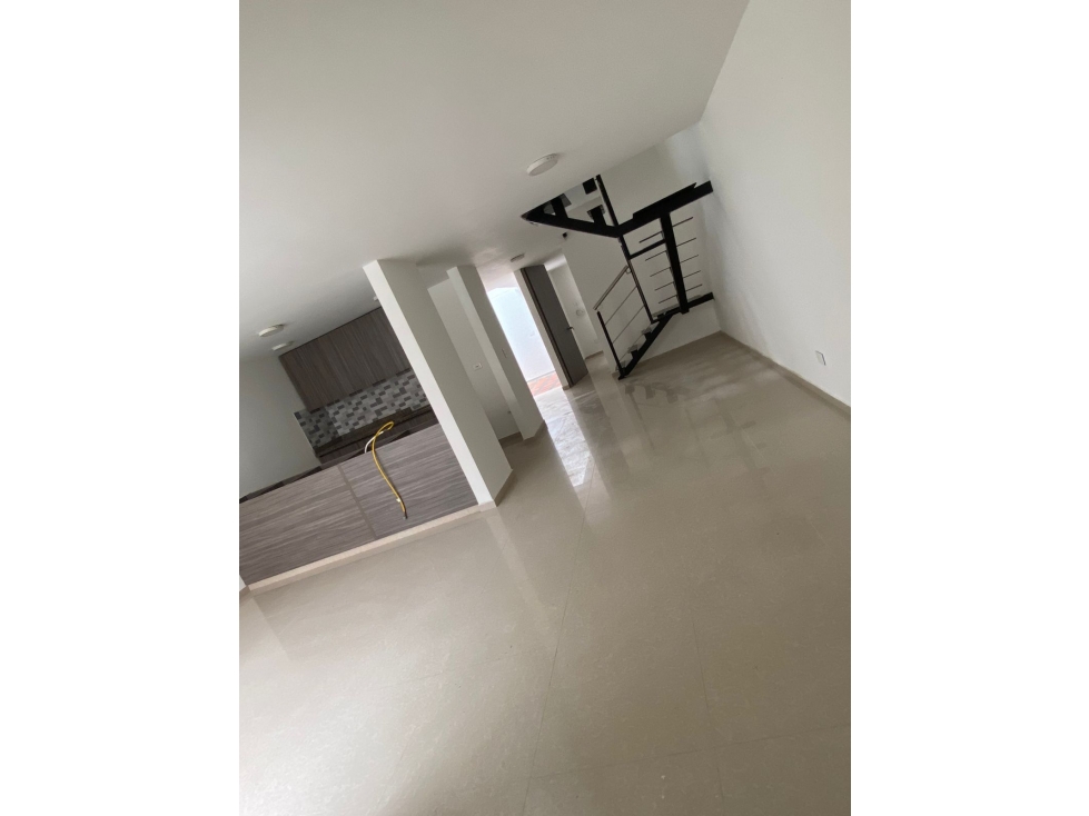 VENDE CASA O PERMUTA VIVIENDA UNIFAMILIAR EN SANTA ROSA HERMOSA — foto 2