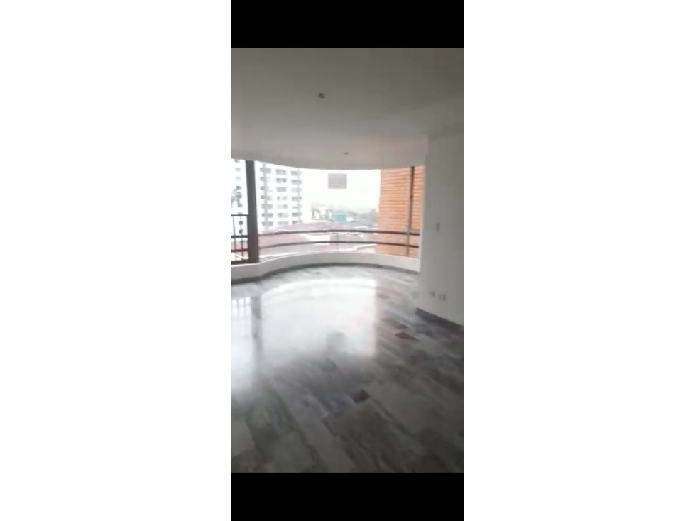 ¡Apartamento en Venta en Exclusivo Conjunto de Pinares! — foto 3