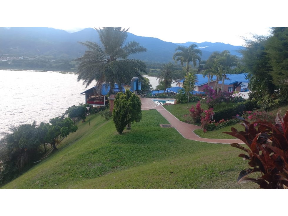SE VENDE HERMOSA CASA CAMPESTE CON MUELLE PRIVADO - 3