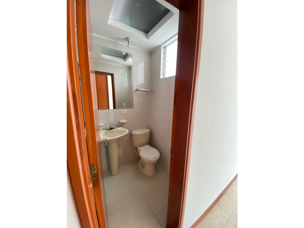 SE VENDE ESPECTACULAR APARTAMENTO CERCA A LA 30 DE AGOSTO — foto 5