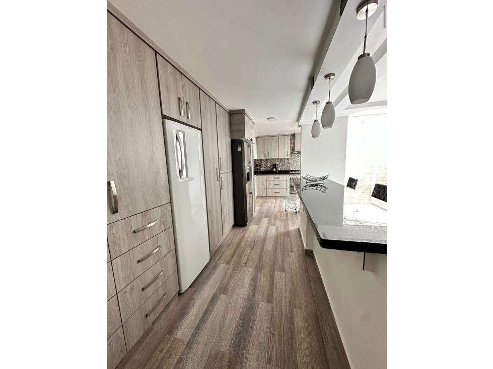 ¡SE VENDE ESPECTACULAR CASA AMOBLADA EN VILLAS DEL JARDÃN ! — foto 4