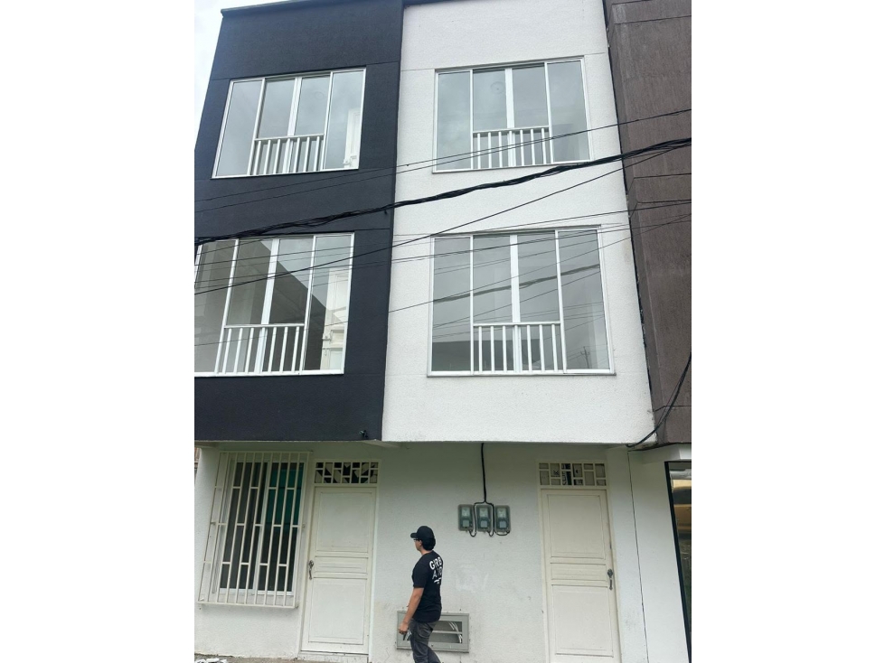 SE VENDE EDICIO CON APARTAMENTOS EN CONDINA