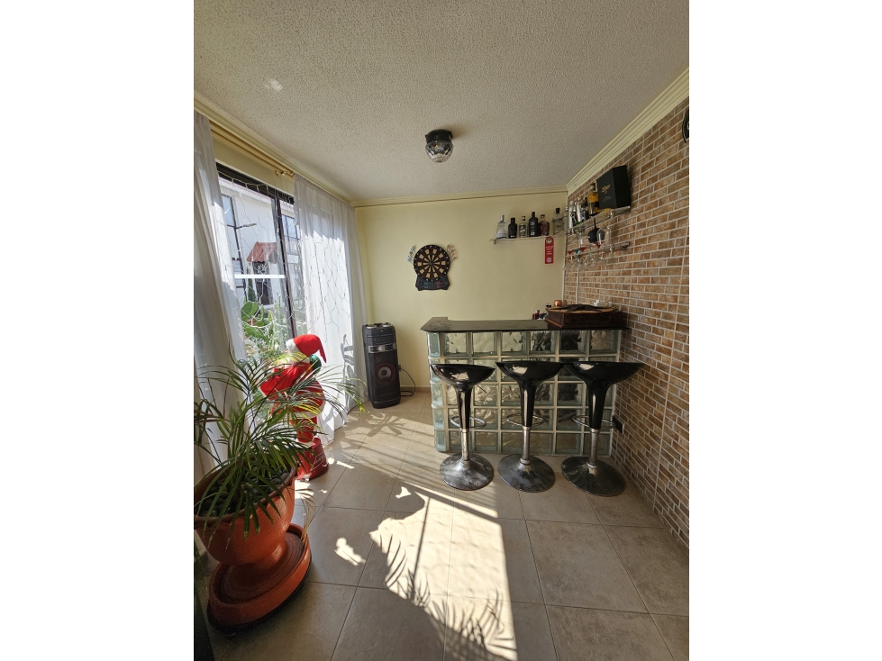 SE VENDE CASA CON HERMOSA VISTA EN LA AVENIDA SUR — foto 6