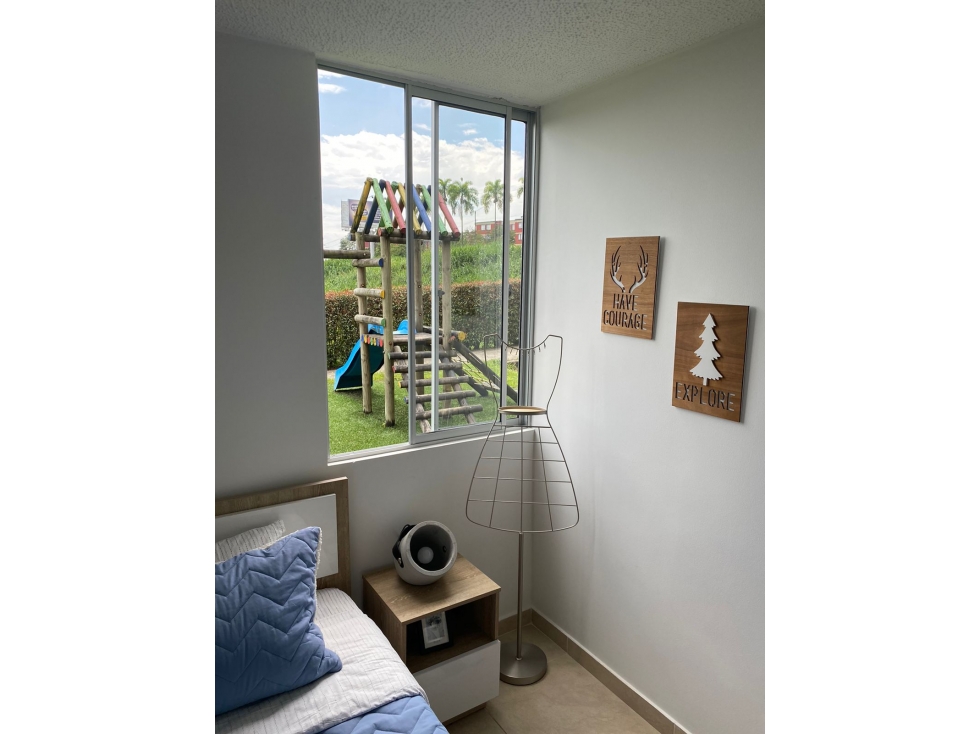 SE VENDE APARTAMENTO AVENIDA SUR PISO 18 ASCENSOR PARQUEADERO — foto 5