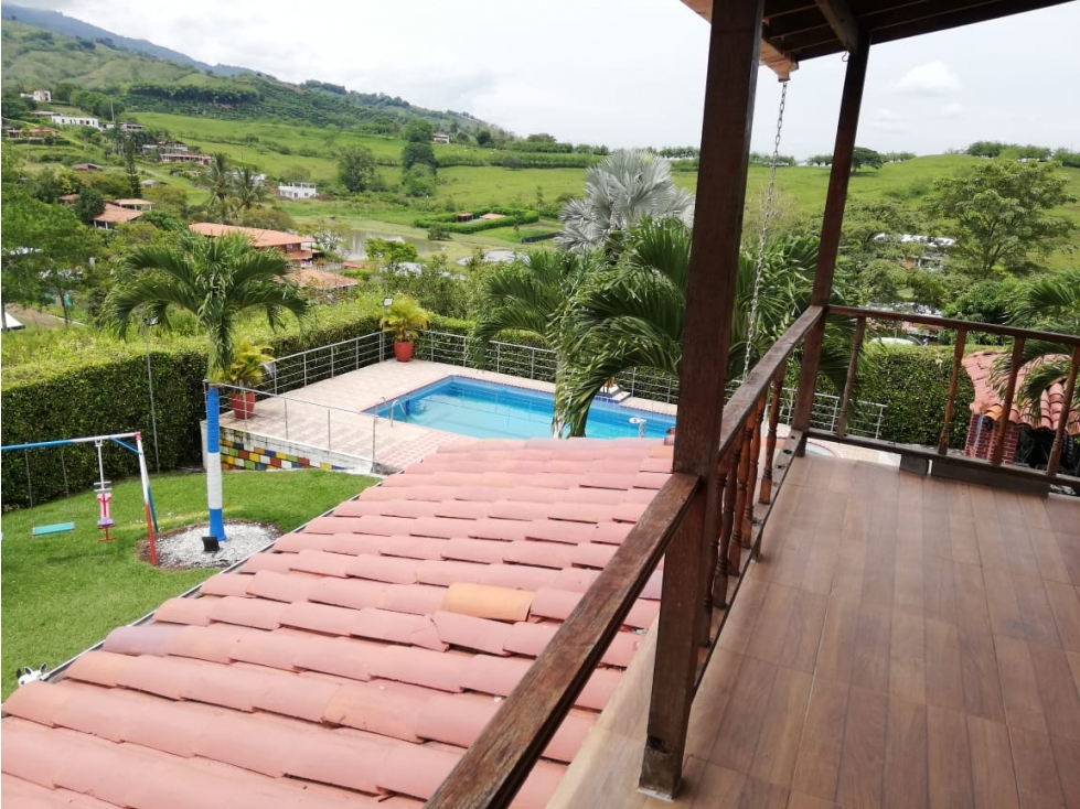 Se Vende Espectacular Casa Campestre en Viterbo - 2