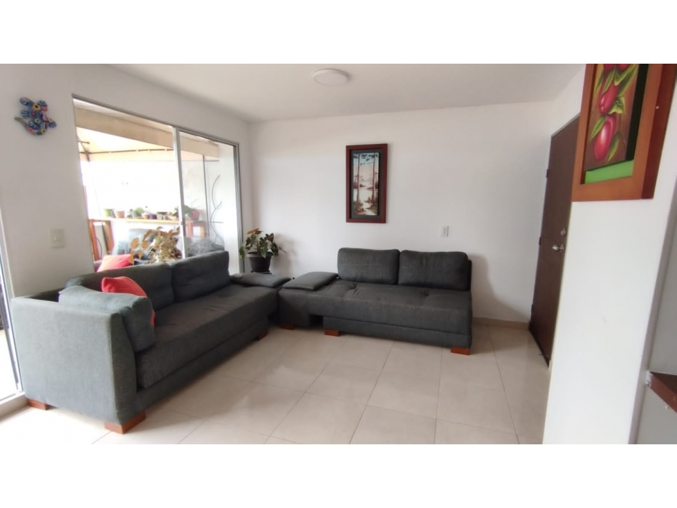 SE VENDE AMPLIO APARTAMENTO EN EL SECTOR DE EXPOFUTURO