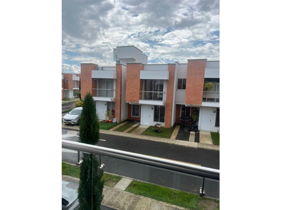 SE VENDE CASA EN GALICIA CON AMPLIACION EXCELENTE ACABADOS — foto 4