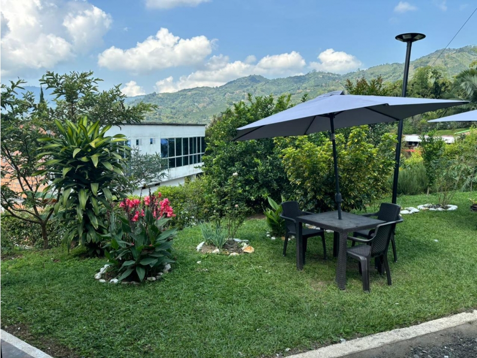 SE VENDE CASA CAMPESTRE EN BOQUERON AREA 1.428 M2