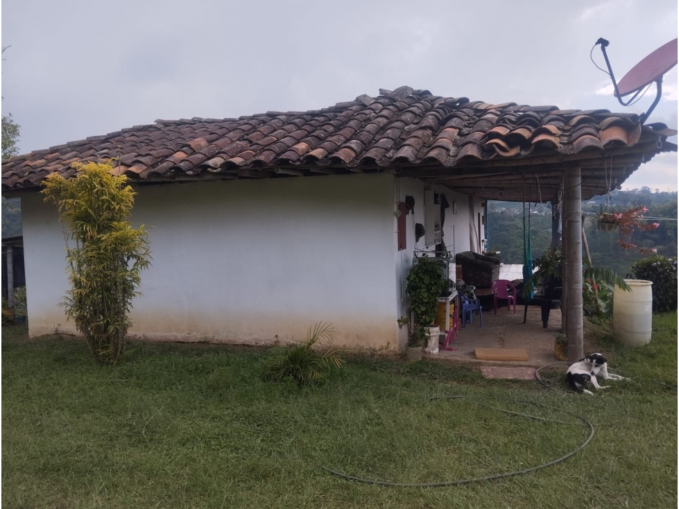 SE VENDE O PERMUTA LOTE EN MUNDO NUEVO 18 CUADRAS — foto 2