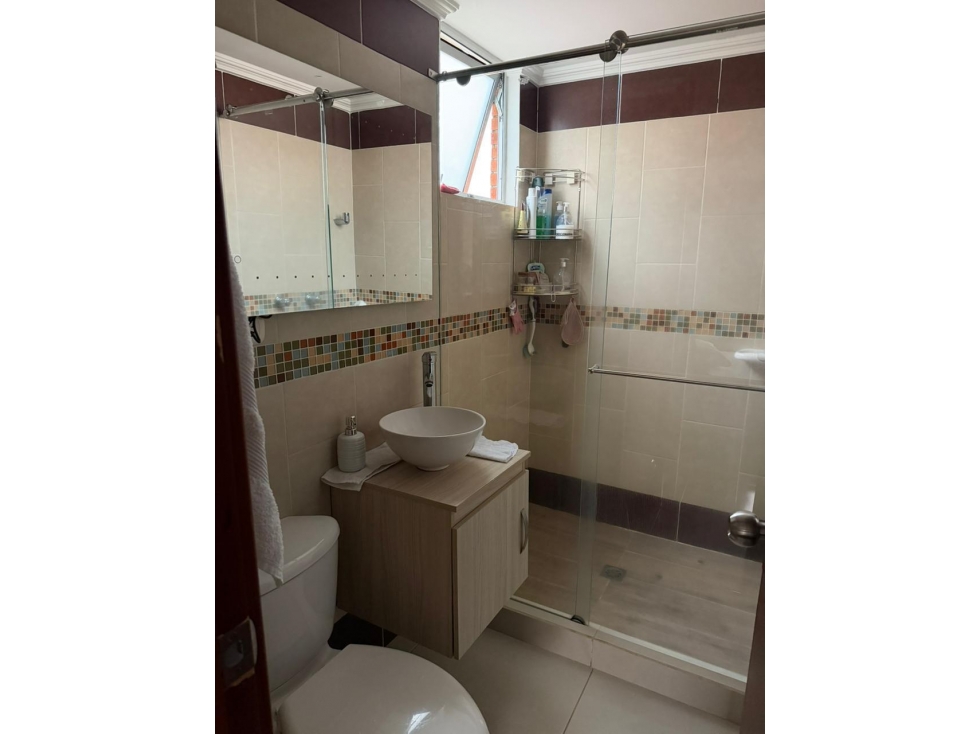 SE VENDE CASA EN CONJUNTO ARCO IRIS DE LA COLINA AV SUR — foto 6
