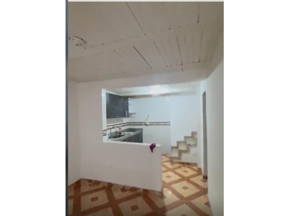 SE VENDE CASA EN DOSQUEBRADAS