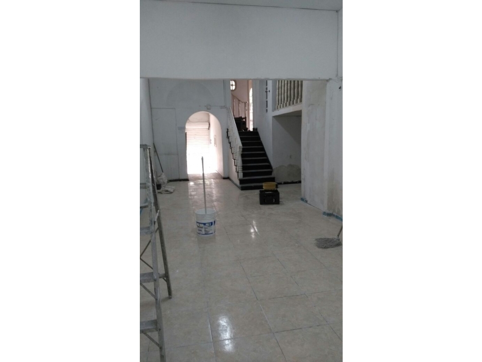 Se vende casa en el Centro con locales en Pereira — foto 3