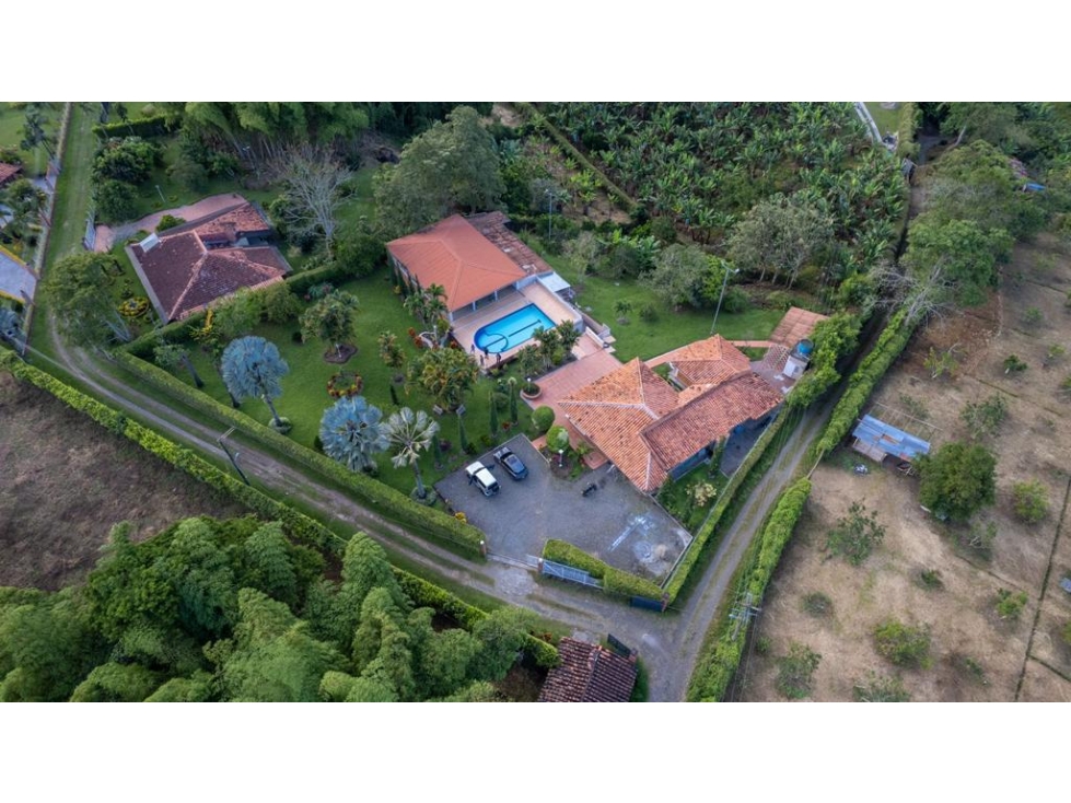 Se Vende o Permuta Hermosa Finca Vía Alcalá — foto 4