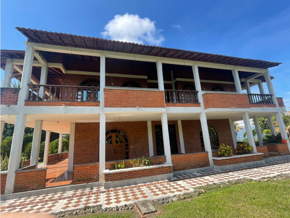 SE VENDE HERMOSA CASA CAMPESTRE EN EL SECTOR DE CERRITOS — foto 4