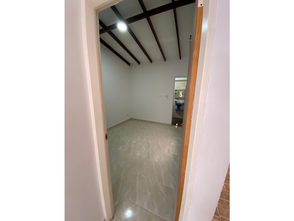 SE VENDE FABULOSA CASA EN CARTAGO — foto 4