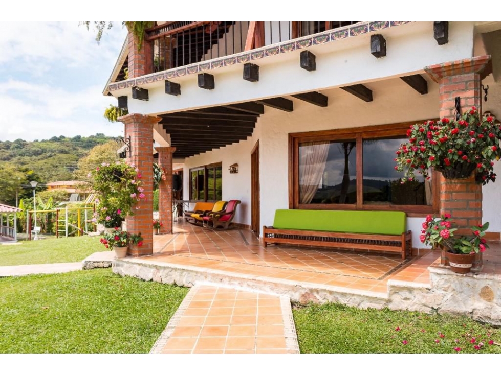 ¡Descubre la vida de tus sueños en esta espectacular finca! - 5