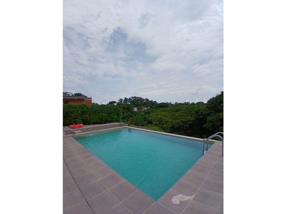 SE VENDE O PERMUTA CASA CAMPESTRE EN CONJUNTO CERRADO VIA A MARSELLA — foto 2