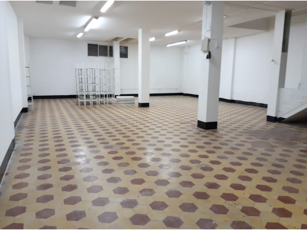 SE VENDE BODEGA EN EL CENTRO DE PEREIRA - 1