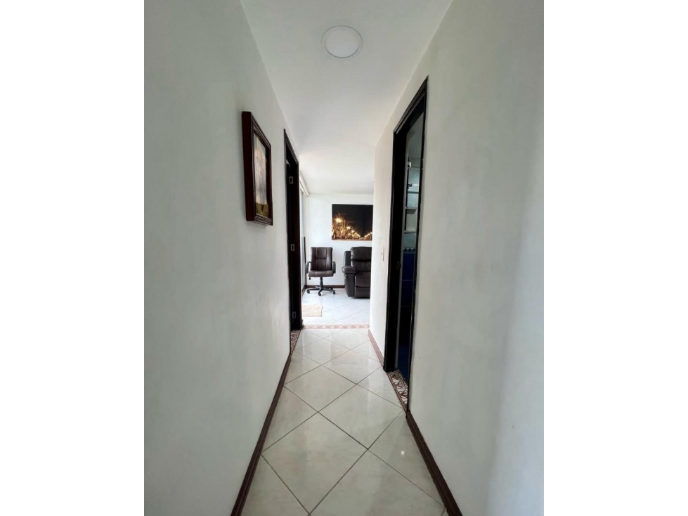 Apartamento amoblado en arriendo en Loma del Indio — foto 3