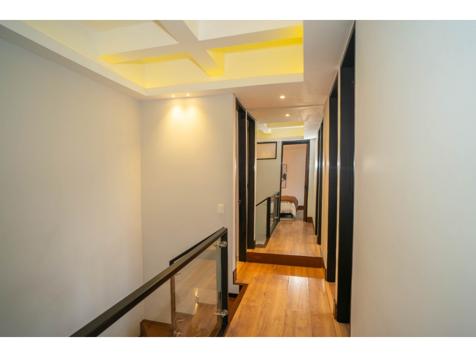 APARTAMENTO DÚPLEX EN YERBABUENA CAMPESTRE EL POBLADO — foto 3