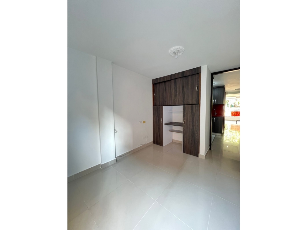 Apartamento en venta en La Mina — foto 3