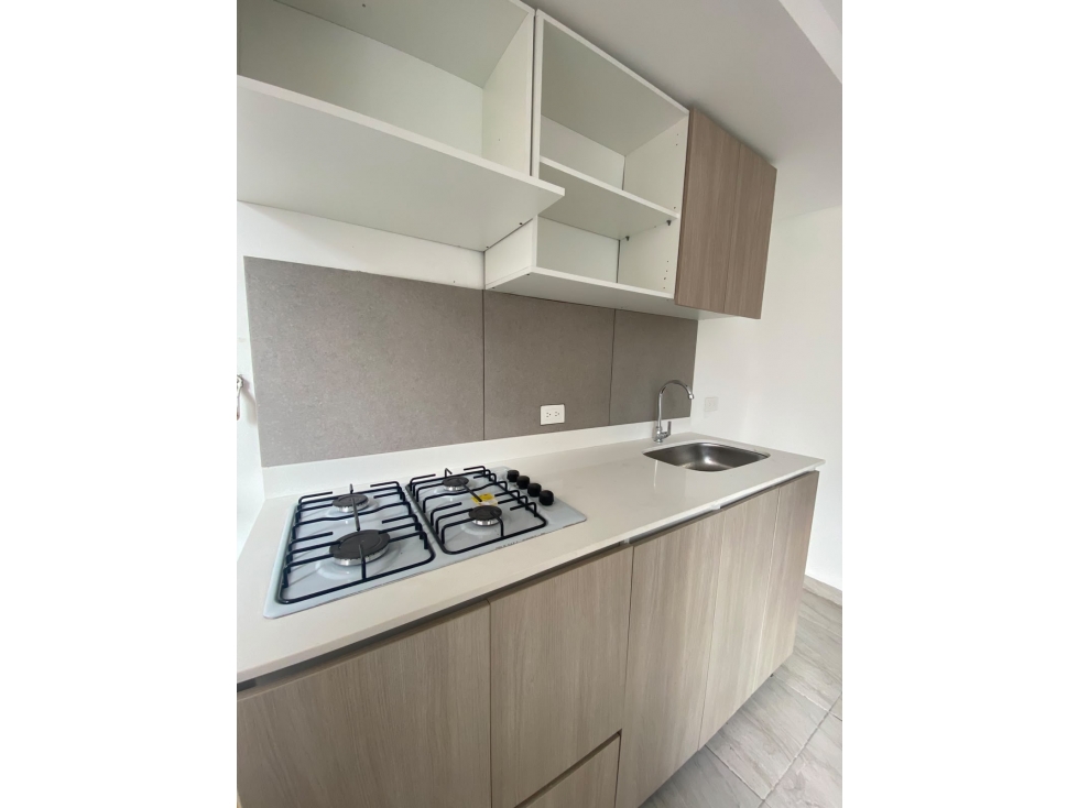 Apartamento en venta en Robledo — foto 2