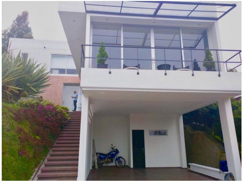 SE VENDE CASA EN EL ALTO DEL ESCOBERO ENVIGADO — foto 3