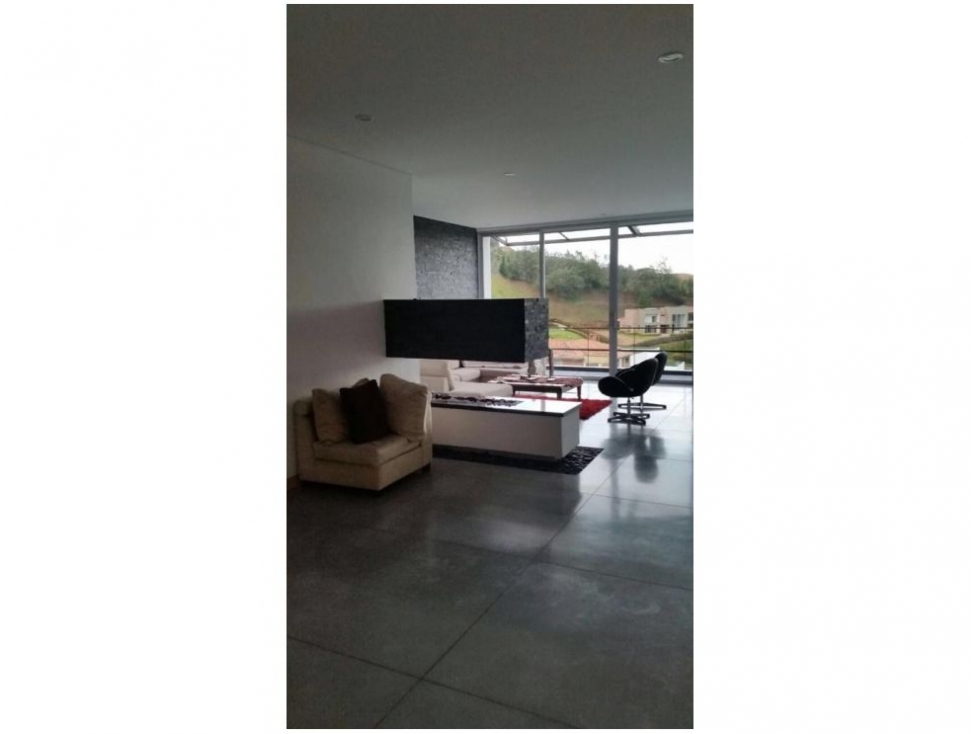 SE VENDE CASA EN EL ALTO DEL ESCOBERO ENVIGADO — foto 4