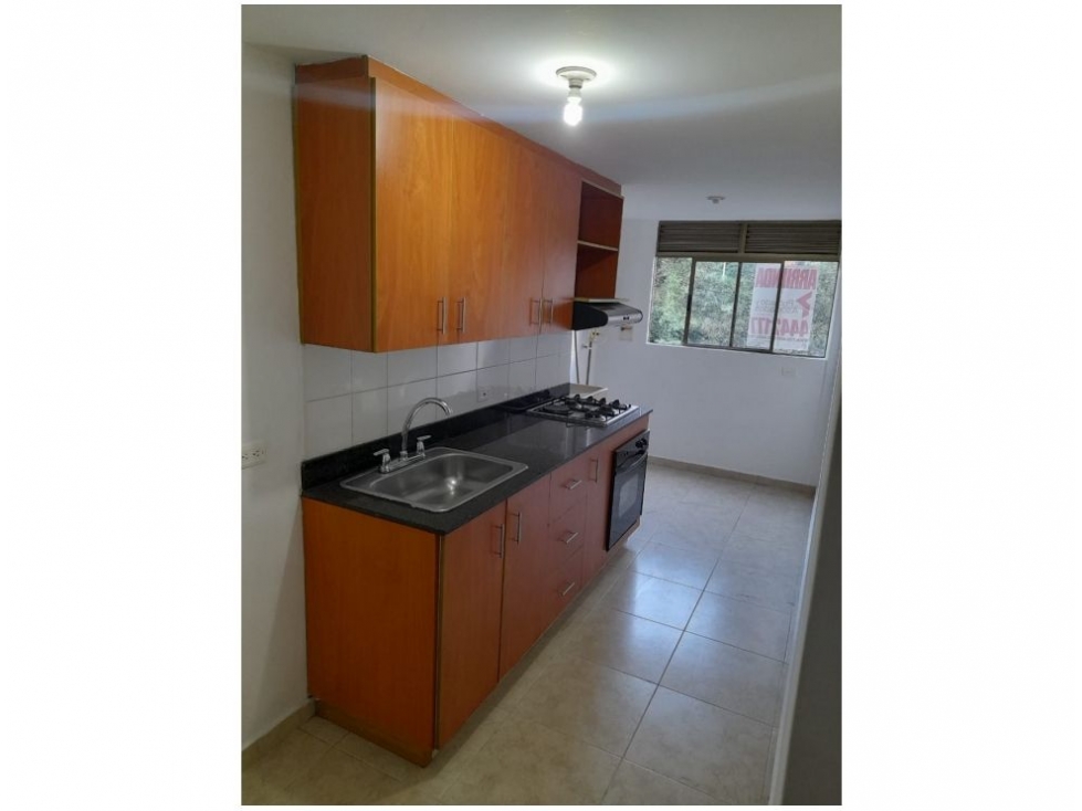 SE VENDE APARTAMENTO EN EL SECTOR POBLADO — foto 2