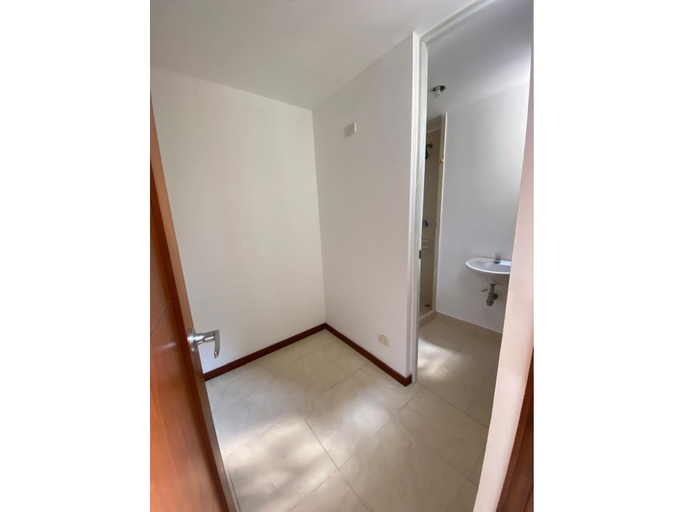 Venta de Apartamento en Envigado Las Brujas — foto 4