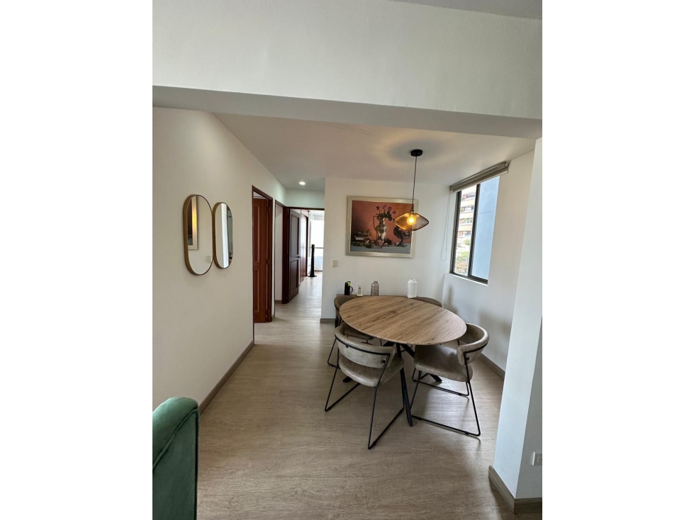 Apartamento en arriendo en Balsos de Oviedo — foto 4