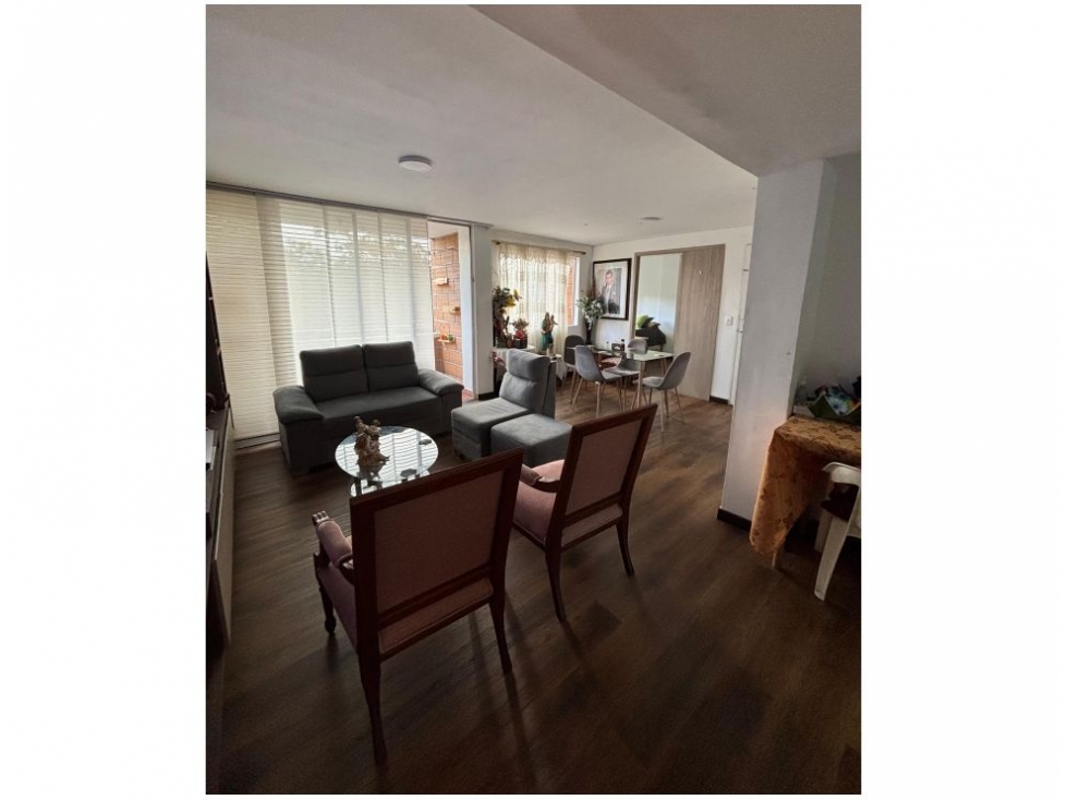 Apartamento en venta en Calasanz — foto 4