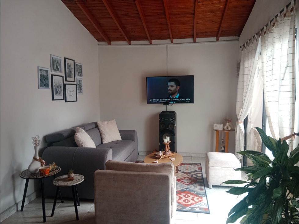 Apartamento en venta en Bello Niquia — foto 3