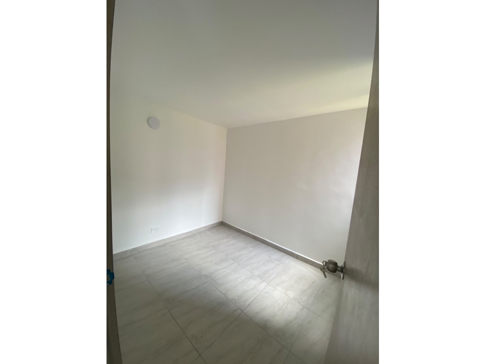 Apartamento en venta en Robledo — foto 3