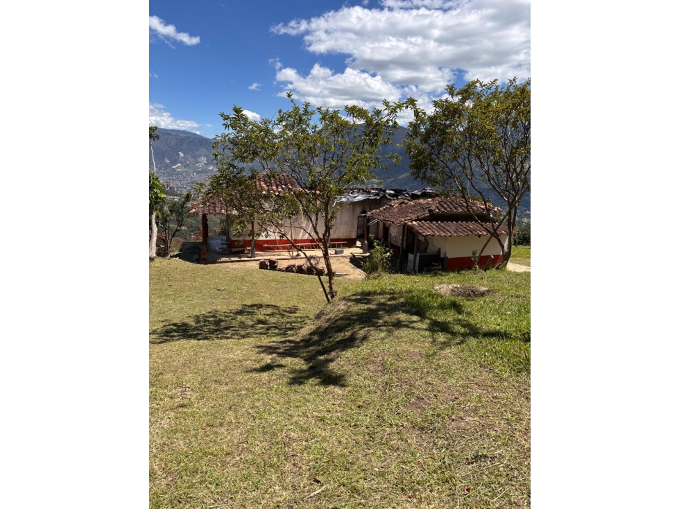 Lote en venta en Copacabana - 2