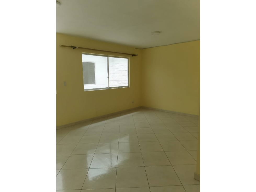 SE VENDE CASA EN EL BARRIO SIMÓN BOLÍVAR — foto 2