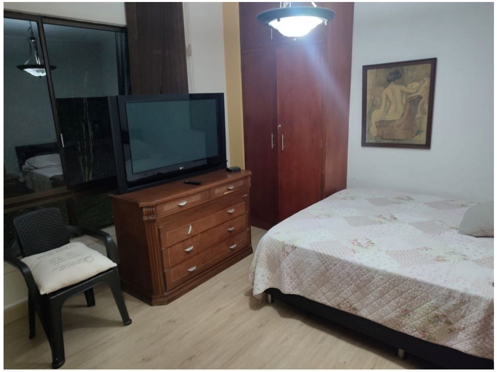 SE VENDE APARTAMENTO EN EL POBLADO
